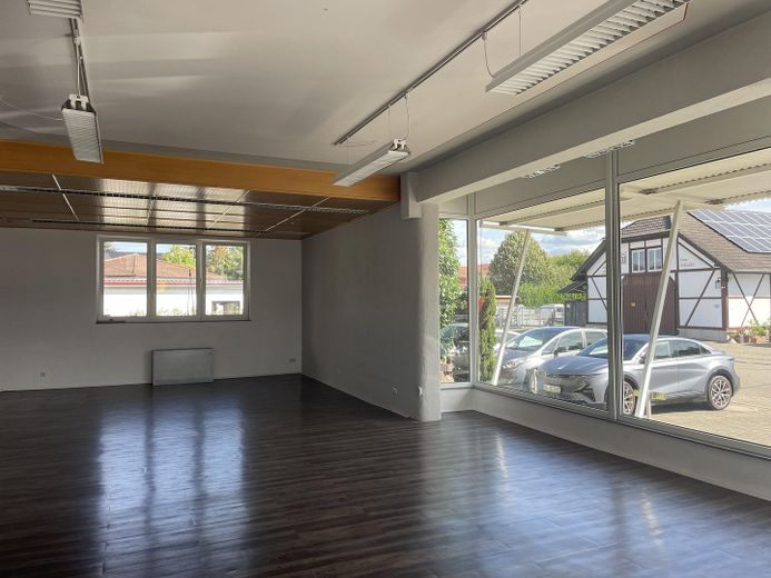 Commercial space for rent – Photo 6
