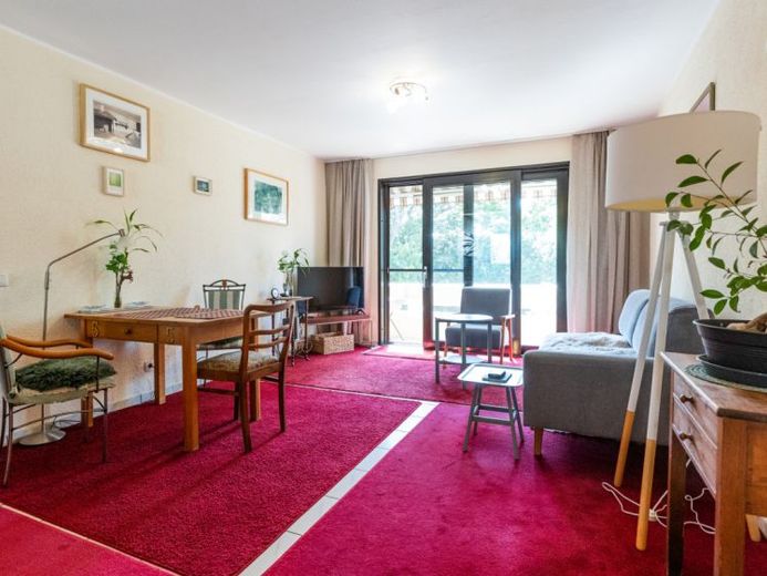 Vermietete 3-Zimmer-Wohnung mit 2 Balkonen, Stellplatz und Tageslichtbad – Foto 1