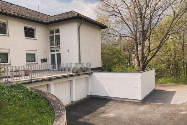 Nobelino.de - 3 Häuser mit 4 Wohnungen und großem Baugrundstück in Bestlage von Braunfels