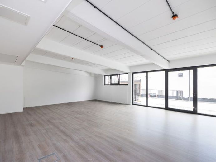 Raum für Innovation: Mieten Sie hier Ihren neuen Arbeitsplatz! – Foto 1