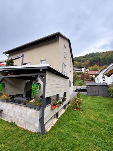 Modernes Zweifamilienhaus mit Einliegerwohnung in Elzach-Oberprechtal – Außenansicht