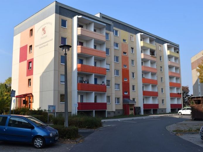 2-R-Wohnung mit Balkon und Einbauküche – Foto 1