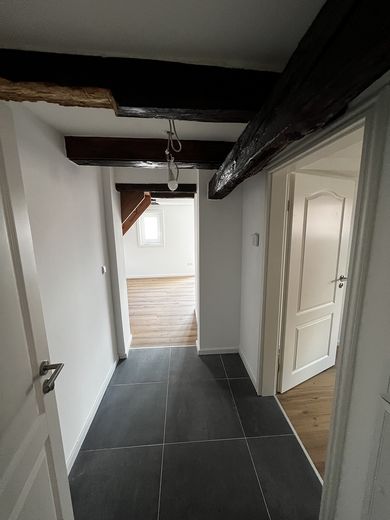 Charmante 3-Zimmer-Wohnung im Denkmalobjekt – 75 m², ab sofort verfügbar – Zdjęcie 13