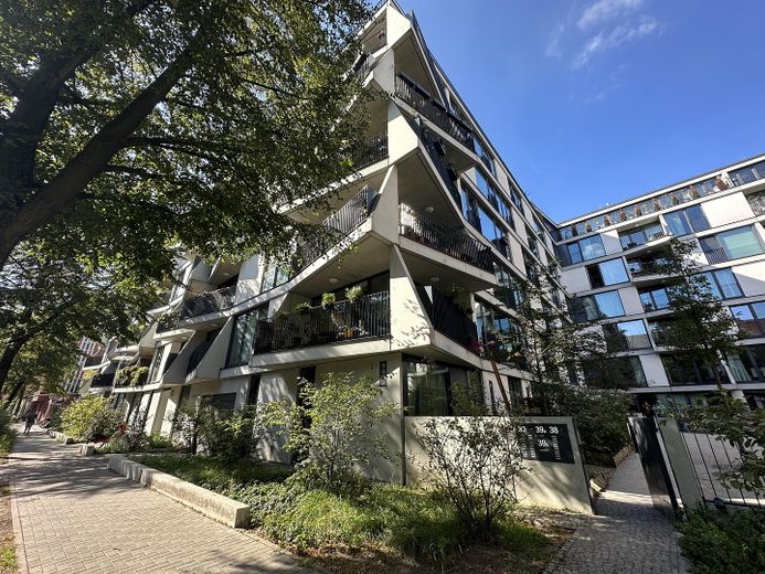 Alt Treptow'da teraslı, yüksek kaliteli mobilyalı stüdyo, Berlin Kreuzberg Neukölln Alt Treptow üçgeni – Hausansicht