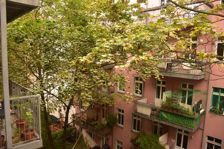 Balkonblick Schlafzimmerseite