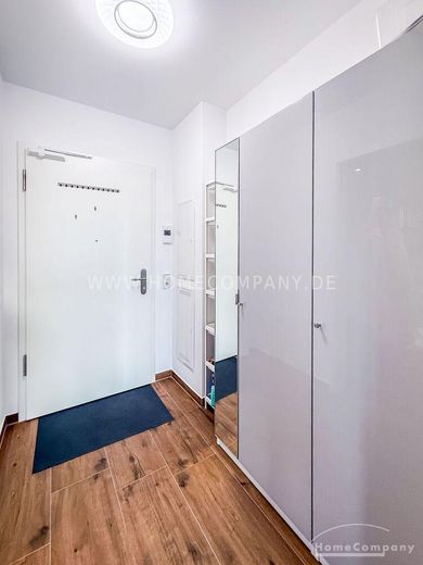 26055 HomeCompany Dresda Ammobiliato/Furnished appartamento monolocale a Dresda-Hafencity con balcone max. 2 persone – fb6c8bc62d1460f0208ecdba367a6a8387cad8db.jpg