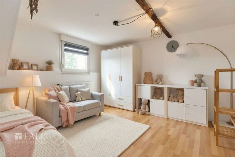 Günstiger Einstieg für fleißige Handwerker! – Schlafzimmer - (KI generiert)