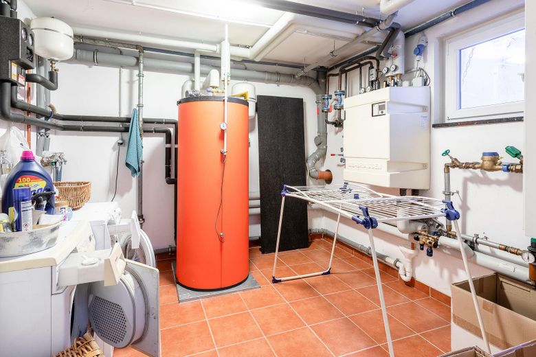 Technik und Waschen UG