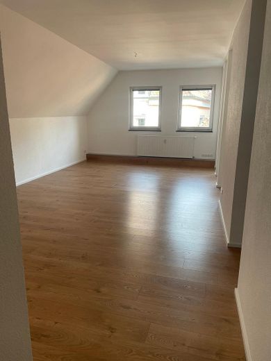 Luminoso e arioso appartamento di 2,5 locali a Schwäbisch Gmünd – Foto 2