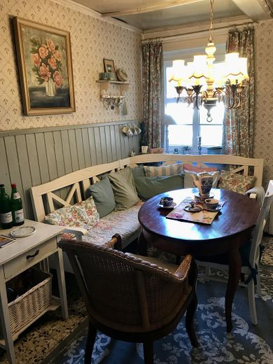 SEMPLICEMENTE HYGGE – storico casale con tetto di paglia e tanto spazio per le vostre idee – Wohnküche