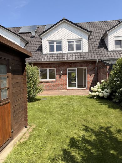 Modern rijtjeshuis in Apensen te koop – Terrasse