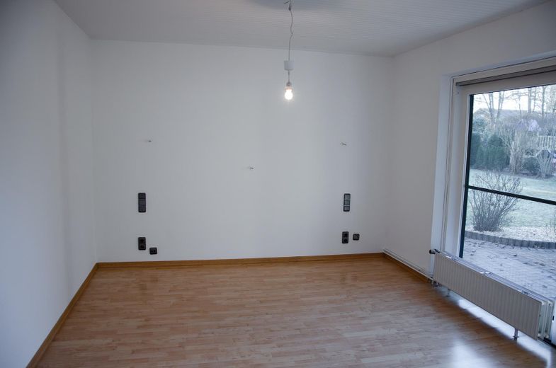 Großzügiger Bungalow mit Einliegerwohnung – Schlafzimmer