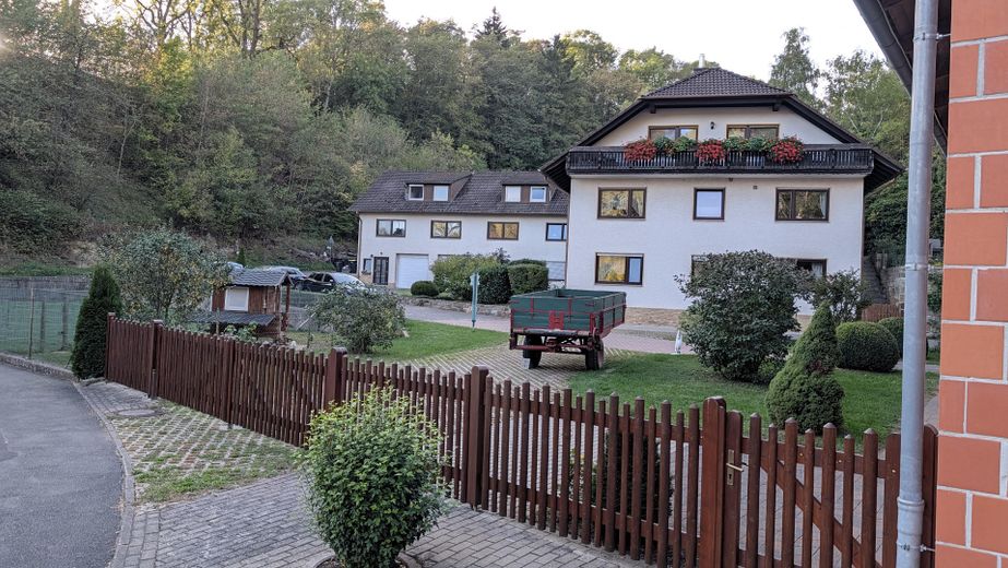 Investimento interessante: 5 unità abitative con potenziale di sviluppo vicino al lago Edersee – Meierweg 11 & 13