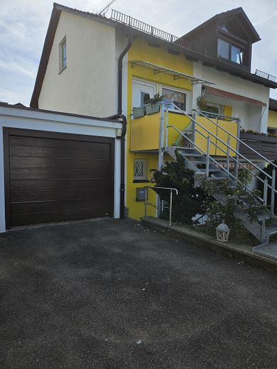 Garage mit 2 Stellplätzen