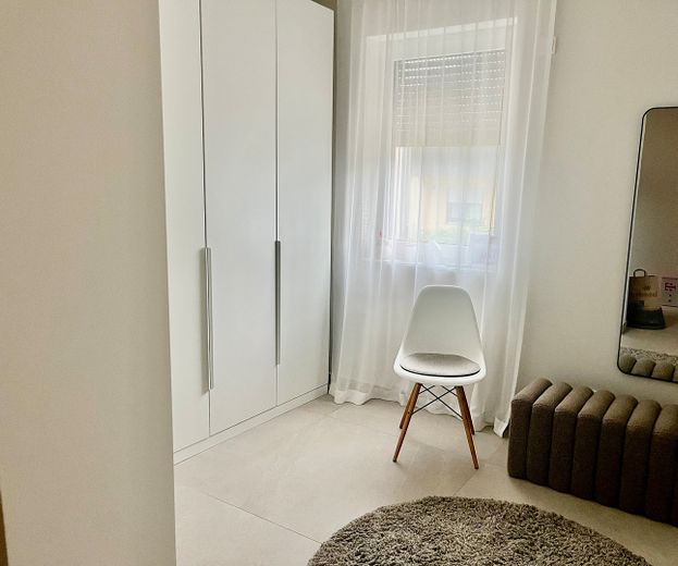Casa d’architetto completamente ristrutturata a Mainz-Drais | 191 m2 | 7,80 m di larghezza della casa | 3 bagni | Pompa di calore – Garderobe