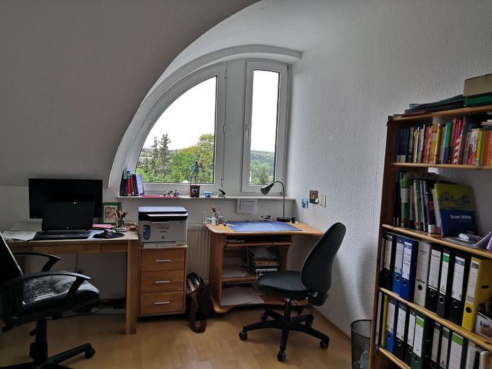 Büro/ Kinderzimmer 