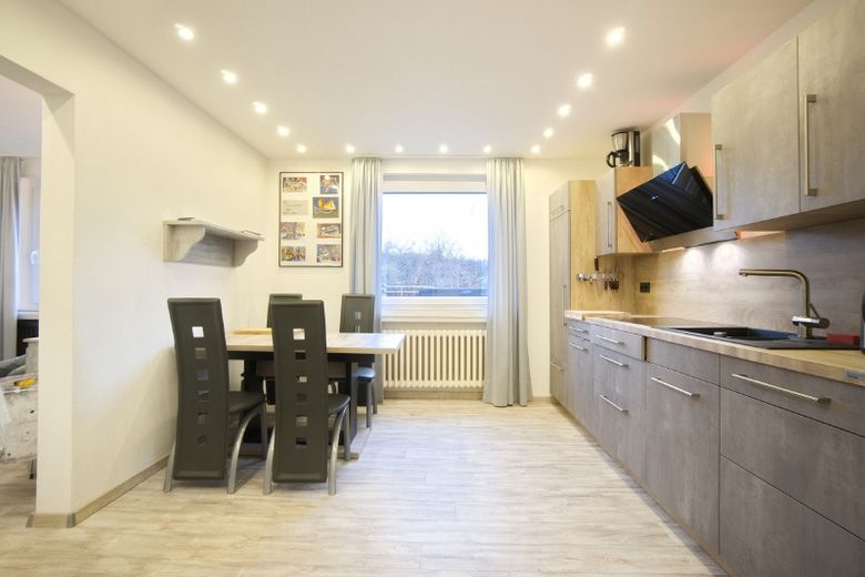 Individually-stylish: spacious, fully equipped apartment with garage and garden space, Telekom Magenta XL, short driving time to the A 43 and A 40 – 8ae6f6def5010f92d6cebd5788a496a2668adda6.jpg