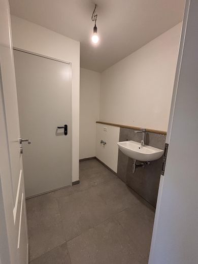 Exclusivo loft en planta baja en un edificio histórico protegido - Primera ocupación – Hauswirtschaftsraum