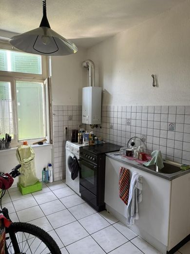 7,2 % Rendite in Kernstadtlage – Renovierungsbedürftig und vermietet – Küche