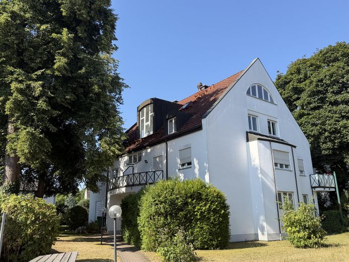 Exceptional maisonette apartment near Alte Veste – Photo 1