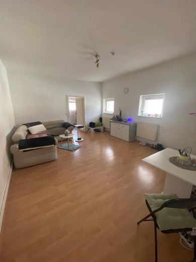 Werneuchen city center! Like having your own house! Cozy top-floor apartment... – Wohnzimmer