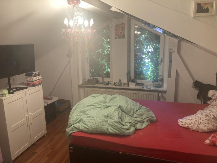 منزل متين لأسرة واحدة إلى أسرتين على قطعة أرض مساحتها 1.078 م² – Schlafzimmer OG