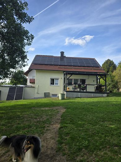 Bonita casa unifamiliar en Windorf – Foto 1