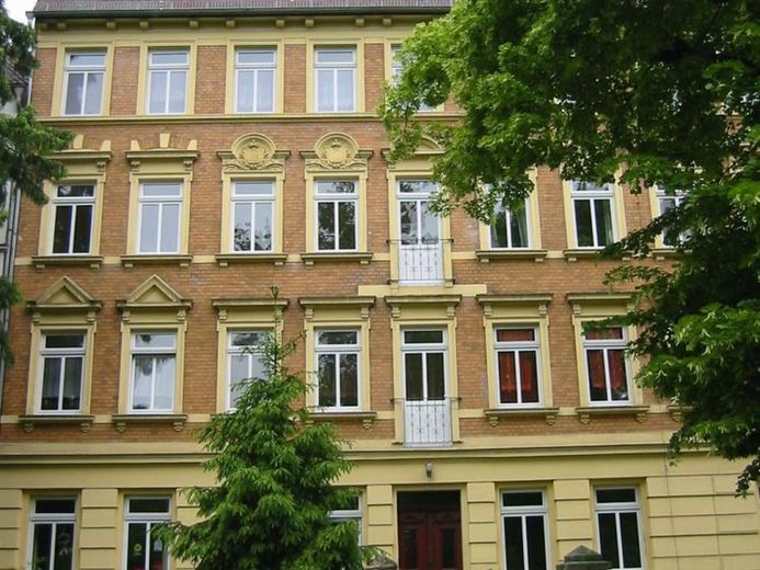 3-Raum-Wohnung im 3.OG, direkt am Torgauer-Glacis – Foto 1