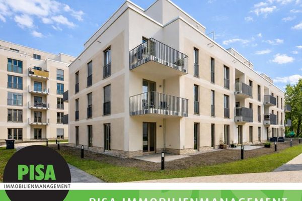 I Edificio posteriore nel Rohlands Hof I 2° piano superiore I 2 locali I Parquet I Balcone I Doccia I Posto auto in garage interrato I