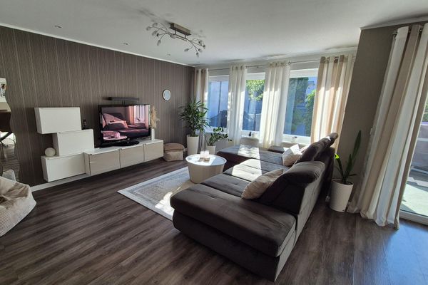 Hochwertig kernsaniertes Reihenmittelhaus in Schweinfurt-Gartenstadt