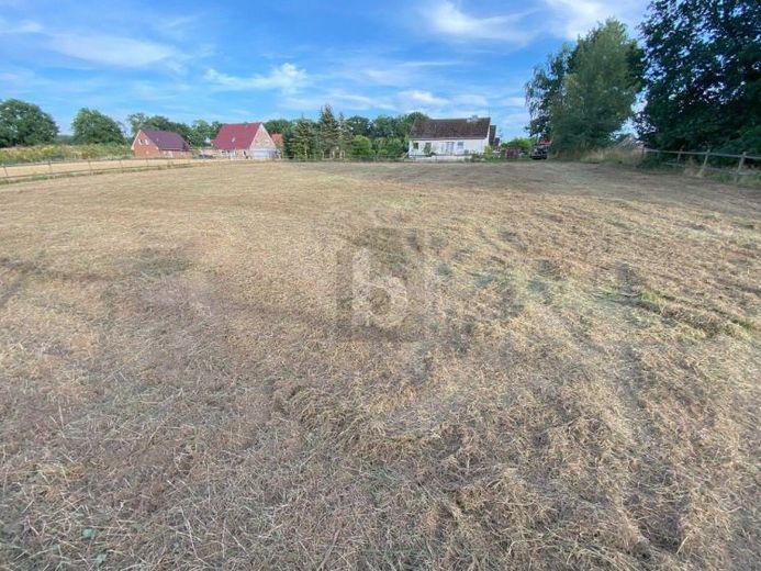 VIEL PLATZ FÜR IHRE WOHNTRÄUME - IN RUHIGER LAGE – Foto 1