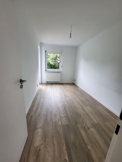 KERNSANIERTES RMH | CA. 170 m² WOHNFLÄCHE | AUFSTOCKUNG WIRD AKTUELL REALISIERT | PROVISIONSFREI – Foto 33