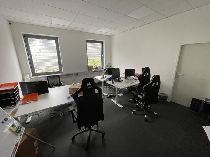 Büro 3