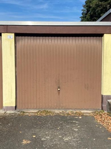 Prati di Brandt: appartamento di proprietà di 3,5 locali con garage opzionale – Garage