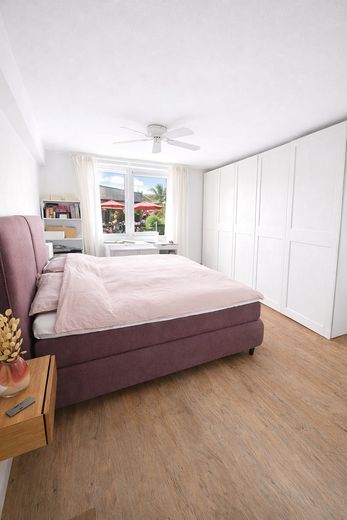 großes Schlafzimmer