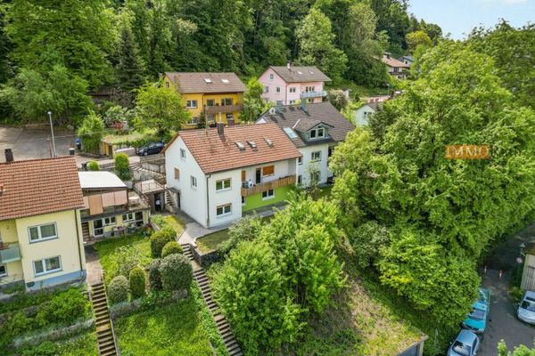 IMMORath.de - Attraente casa bifamiliare con giardino a Lörrach