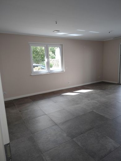 Luxuriöse 3-Zimmer-EG-Wohnung mit Terrasse, behindertengerecht, in WF – Foto 5