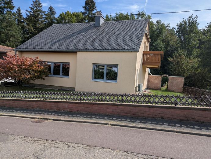 Haus zu verkaufen – Foto 2