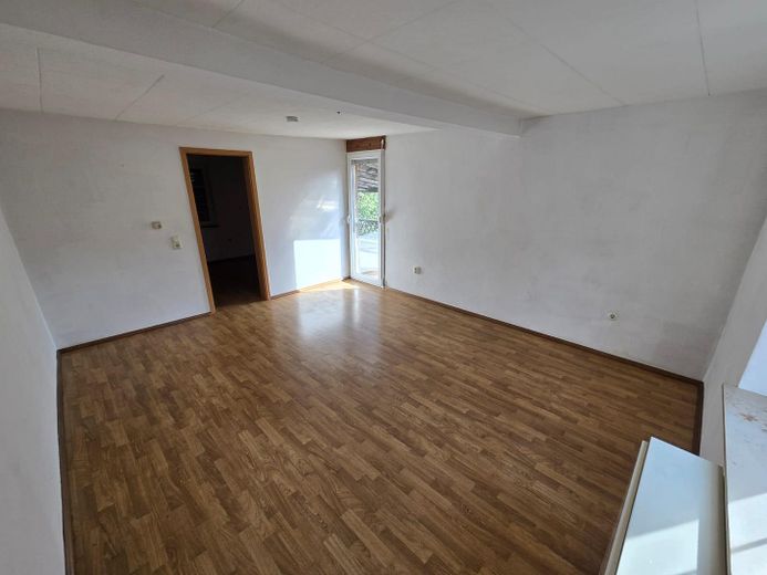 Platzwunder mit ländlichem Charme – OG: Zimmer/Zugang xxl Terrasse