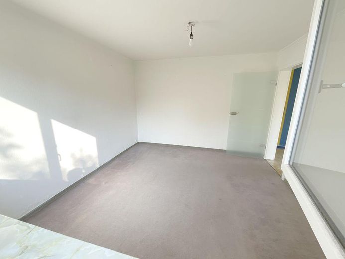 Mooi lichte 2-kamerwoning in Karlsruhe met inbouwkeuken en eigen ingang – Foto 2