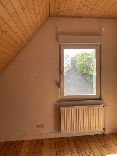 Charmantes Einfamilien-Endreihenhaus mit Garten in stadtnaher und ruhiger Lage – Kinderzimmer 2.OG hinten