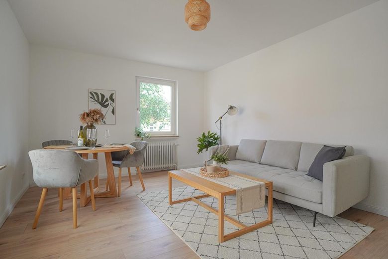 Sensation d’un logement neuf – appartement 3 pièces rénové avec goût – Wohnzimmer