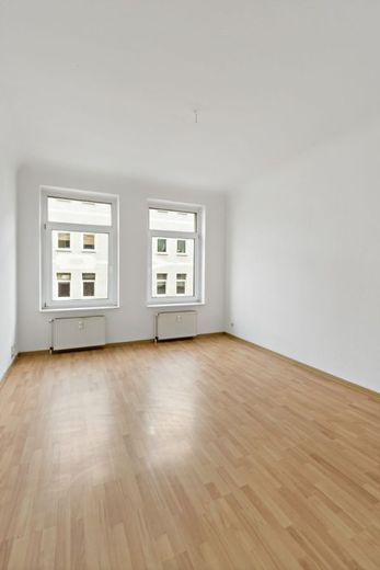 2 geräumige 3-Raumwohnungen nur unweit vom Hauptbahnhof! – Wohnen