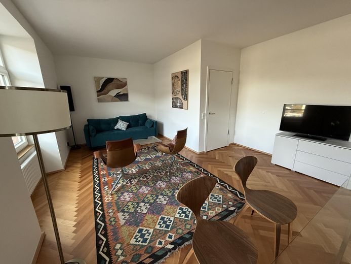 Möbliertes Luxus-Wohnen im LöwenBau - E3-W06, 2 Zi, 54 m² - 1.700 € FLAT – Wohnen