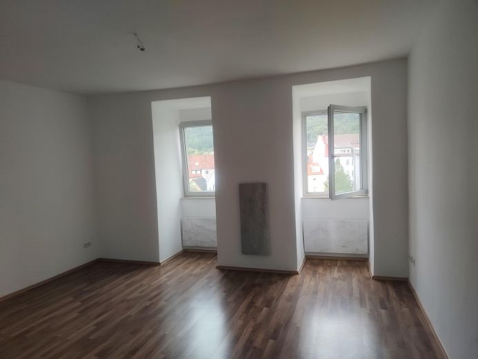 Prachtige woning met 4 kamers en een adembenemend uitzicht – Wohnzimmer