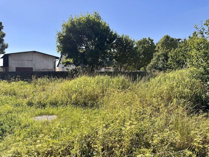HORN IMMOBILIEN ++ RESERVIERT++großes Haus bei Carmzow bei Prenzlau, sehr ruhige Lage – Grundstück