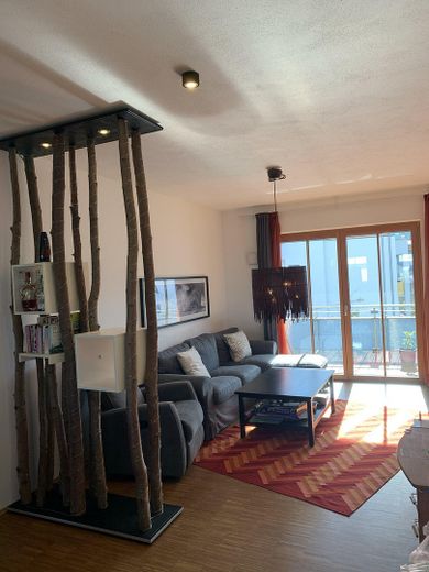 Leben wo andere Urlaub machen - Eine 3-Zimmer Wohnung die alles verbindet - Provisionsfrei ! – Wohnzimmer