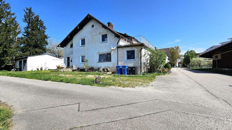 Attraktives Grundstück mit Bestandsimmobilie auf ca. 1.073 m² – Außenansicht