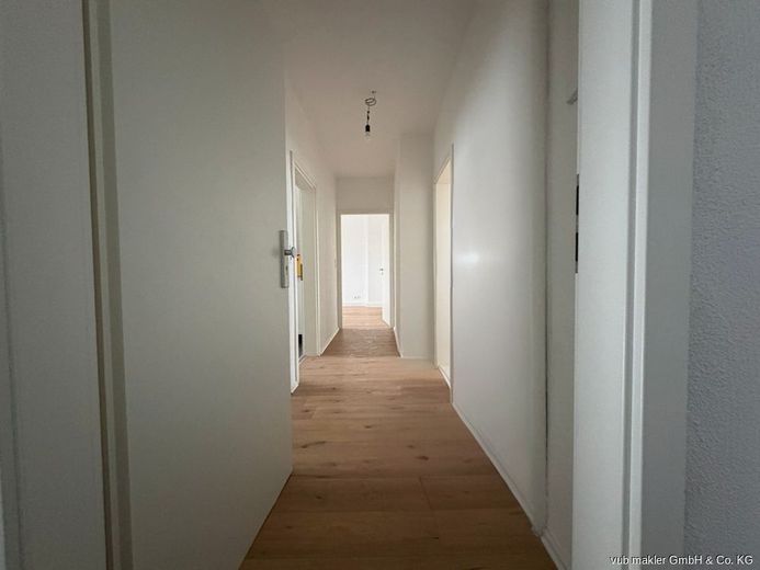 Charmante 4-Zimmer-Wohnung mit durchdachtem Grundriss in zentraler Lage von Hof – VUB0002340-3