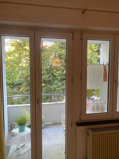 Lichtdurchflutete 4-Zimmer-Wohnung im Herzen vom Paulusviertel – Schlafzimmer 1